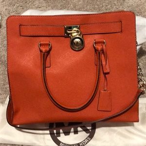 Michael Kors large NS tote